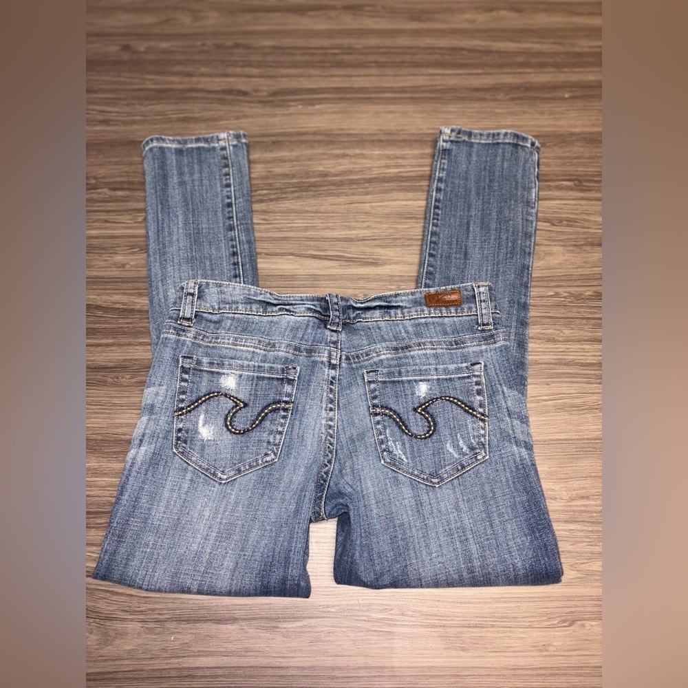 Refuge Distressed Jeans Size 5S